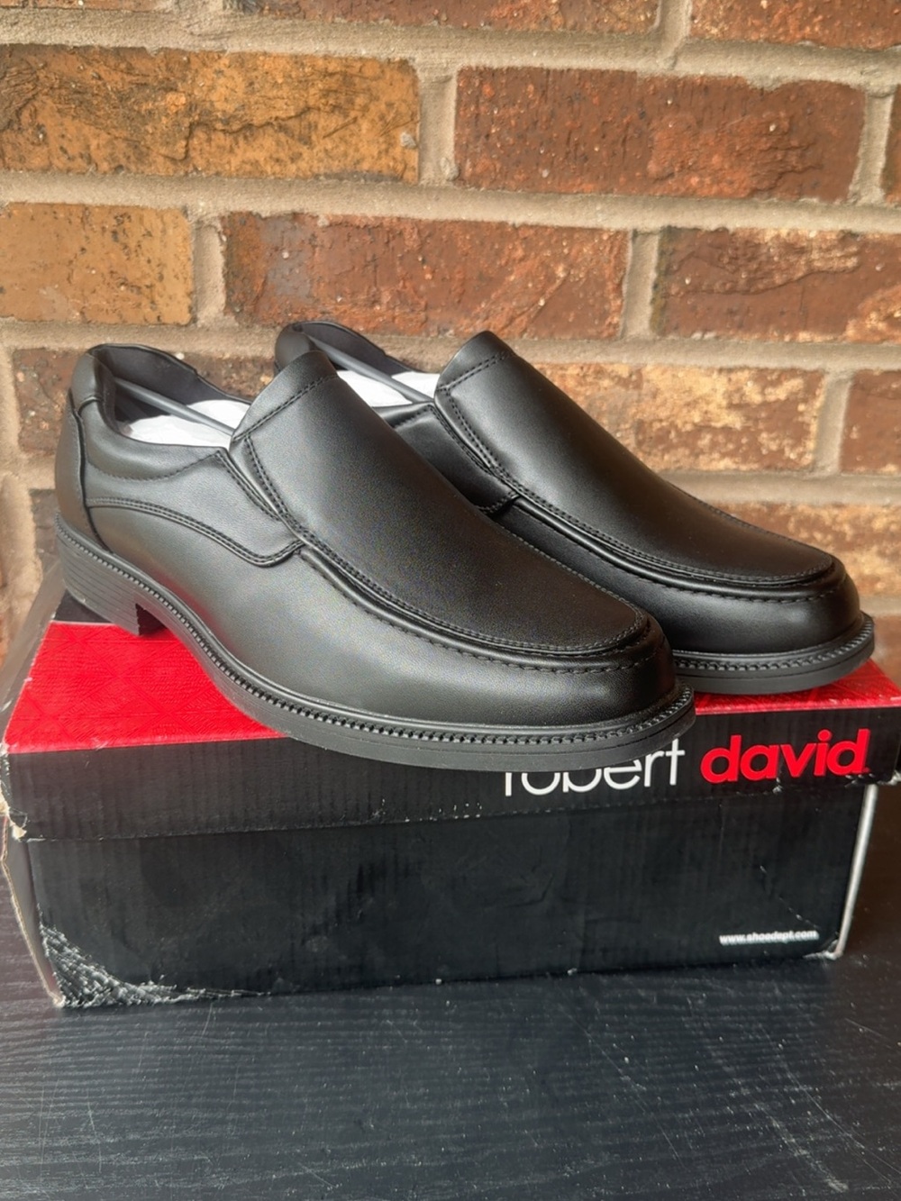 Robert David Men's Black Slip-On Casual Loafers